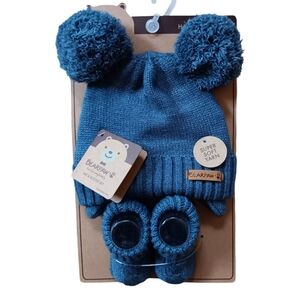 BEARPAW BABY POM POM KNITTED HAT & CABLE KNIT BOOTIES 2 Piece Gift Set SIZE 0-6M